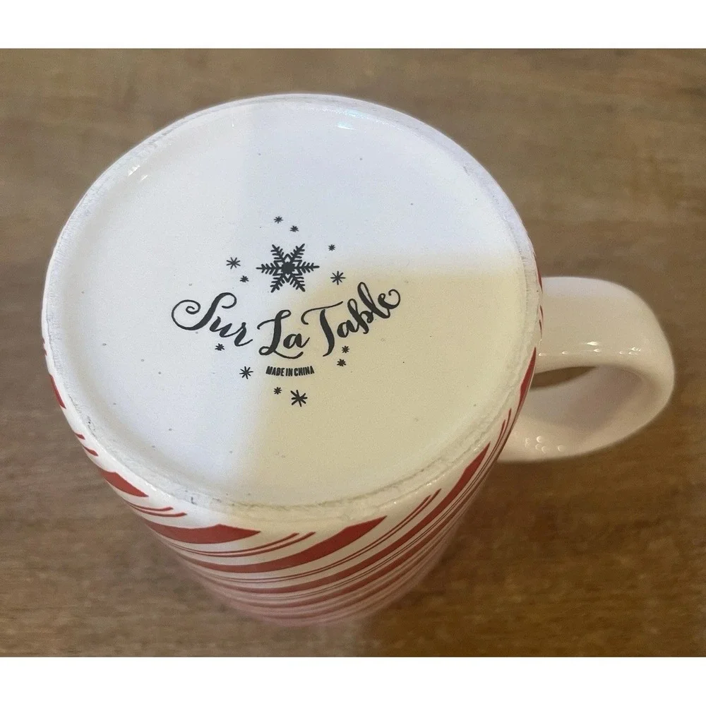 Sur la Table Christmas Holiday Mug Set of 2 Snowflake Candy Cane Red Coffee Cups